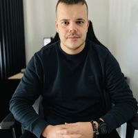 Founder dropui.com Konrad Kur